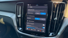 Volvo V60 2.0 B4P Plus Dark 5dr Auto [7 speed] Petrol Estate